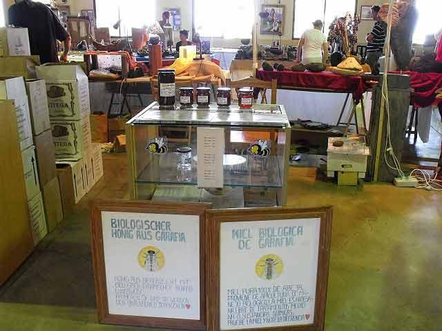 Biohonig in der Markthalle von Puntagorda honig-markt